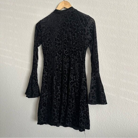 Lily Rose Black Velvet burnout Dress - Bell Sleeves, Whimsigoth Romantic Sz XS - Picture 4 of 10